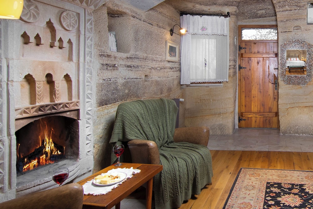 Terra Cave Hotel 37/50
