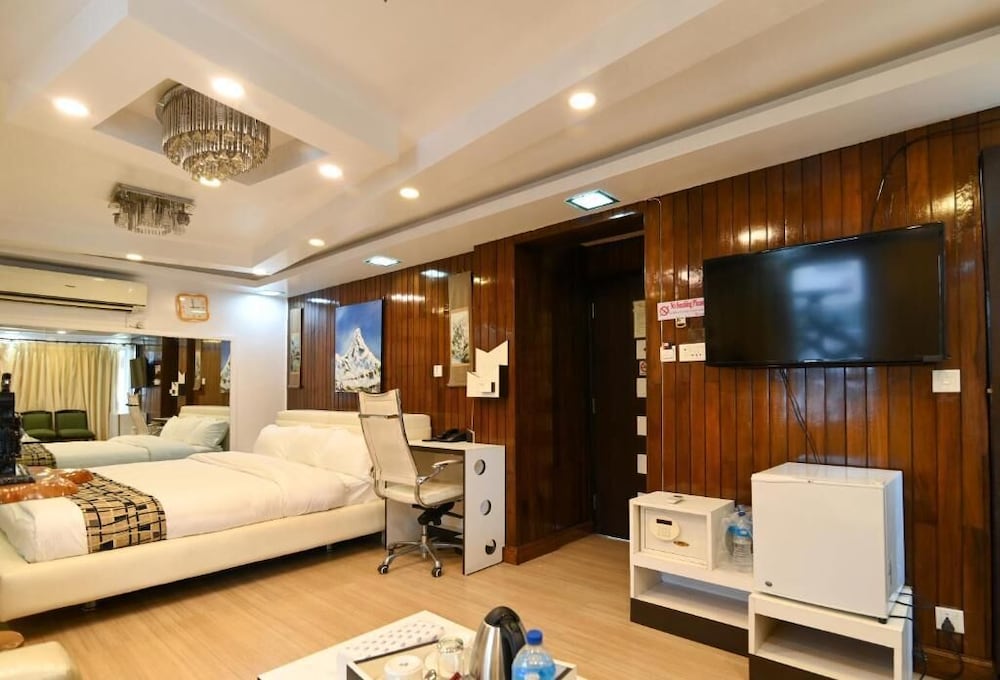 Hotel M.Square 36/47