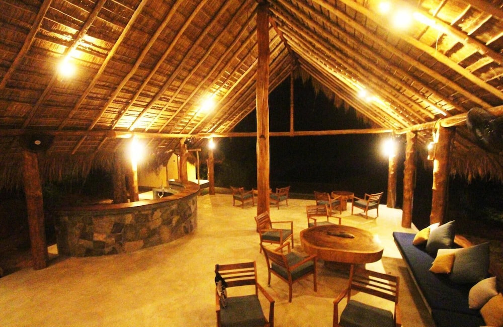 Wild Glamping Gal Oya 20/50