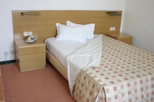 Room, Single