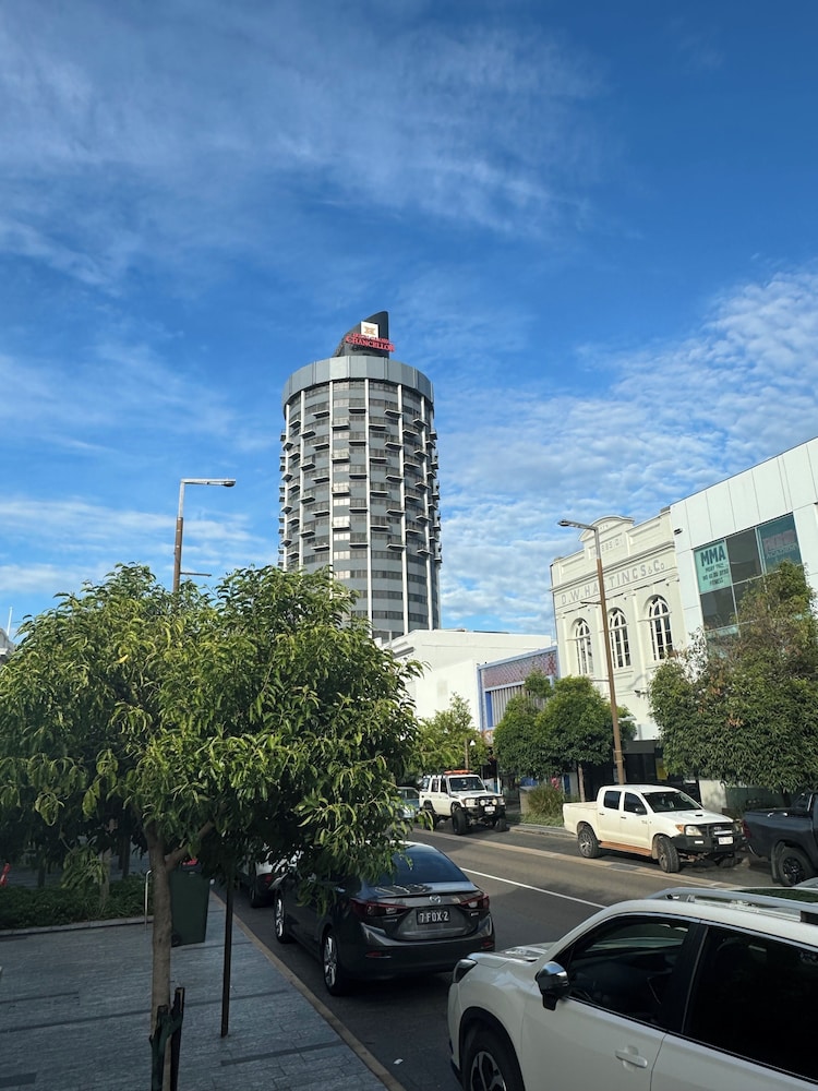 HOTEL GRAND CHANCELLOR TOWNSVILLE 54/62