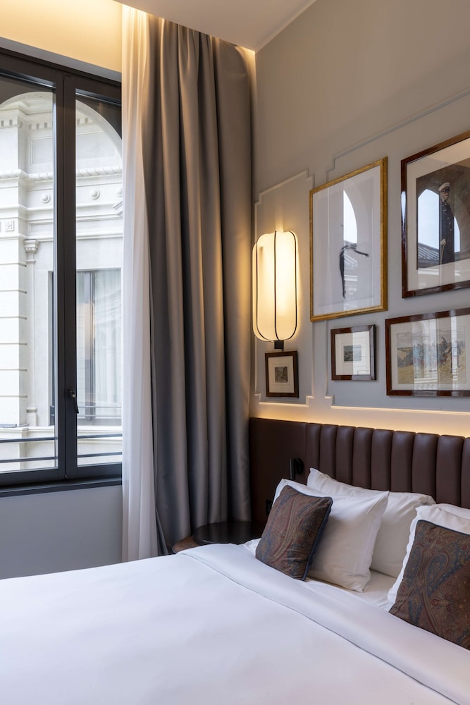 Radisson Collection Hotel, Palazzo Touring Club Milan 24/73