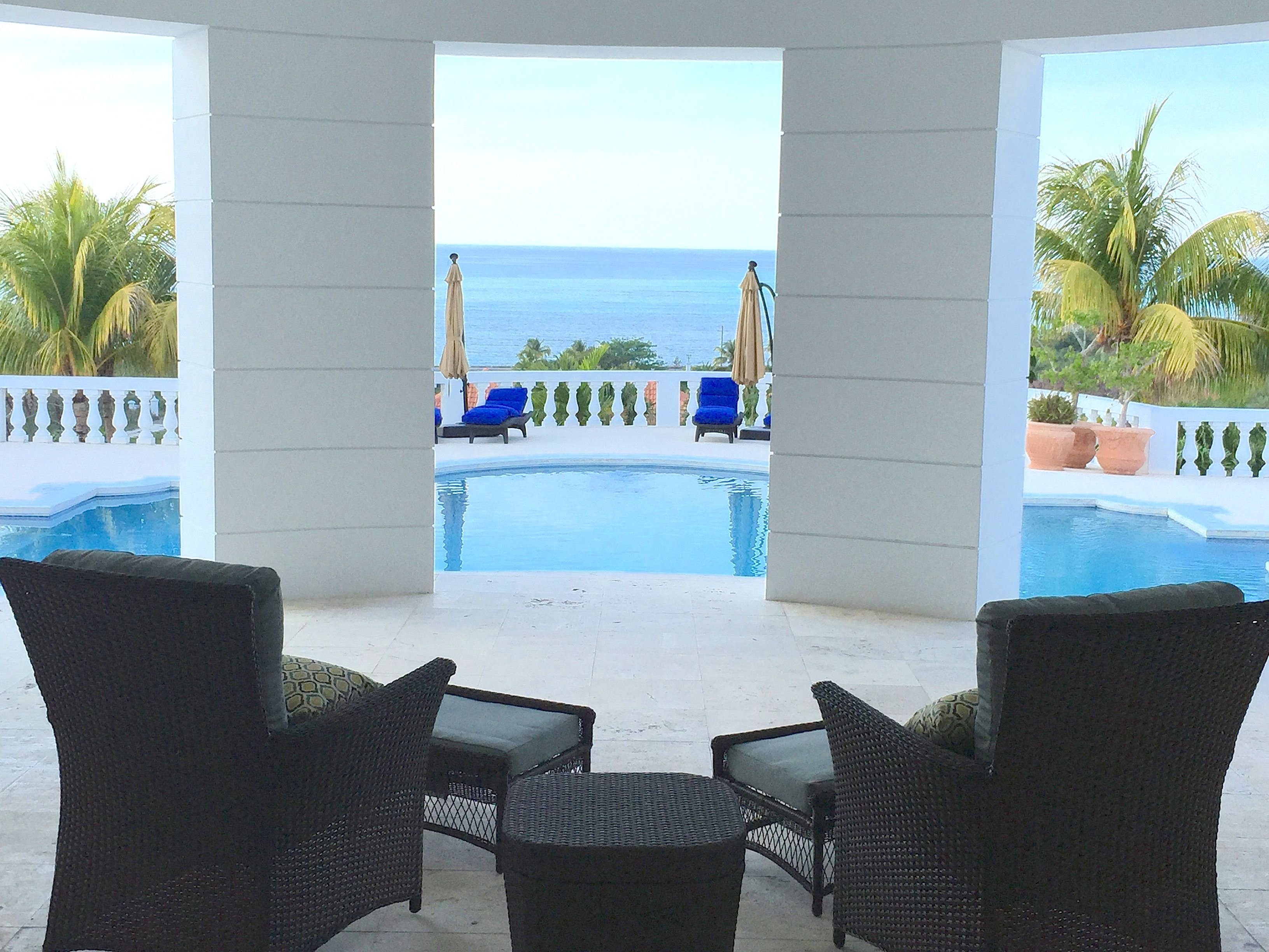 Ocean West Boutique Hotel 12/12