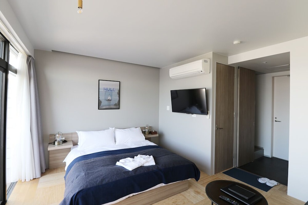 Osaka Hokko Marina Resort Guest House - Caters to Women 7/50