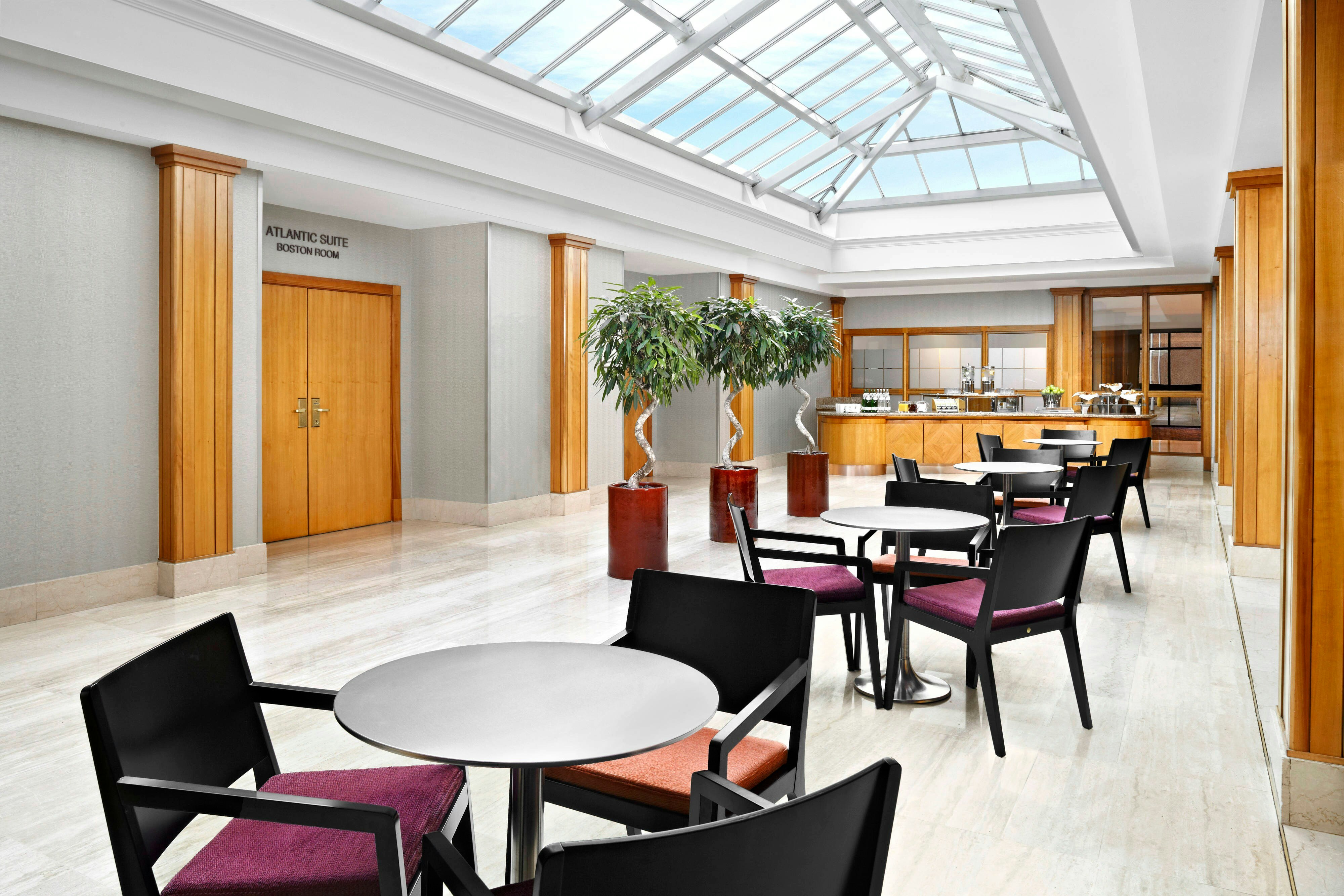 Sheraton Skyline Hotel London Heathrow 43/64
