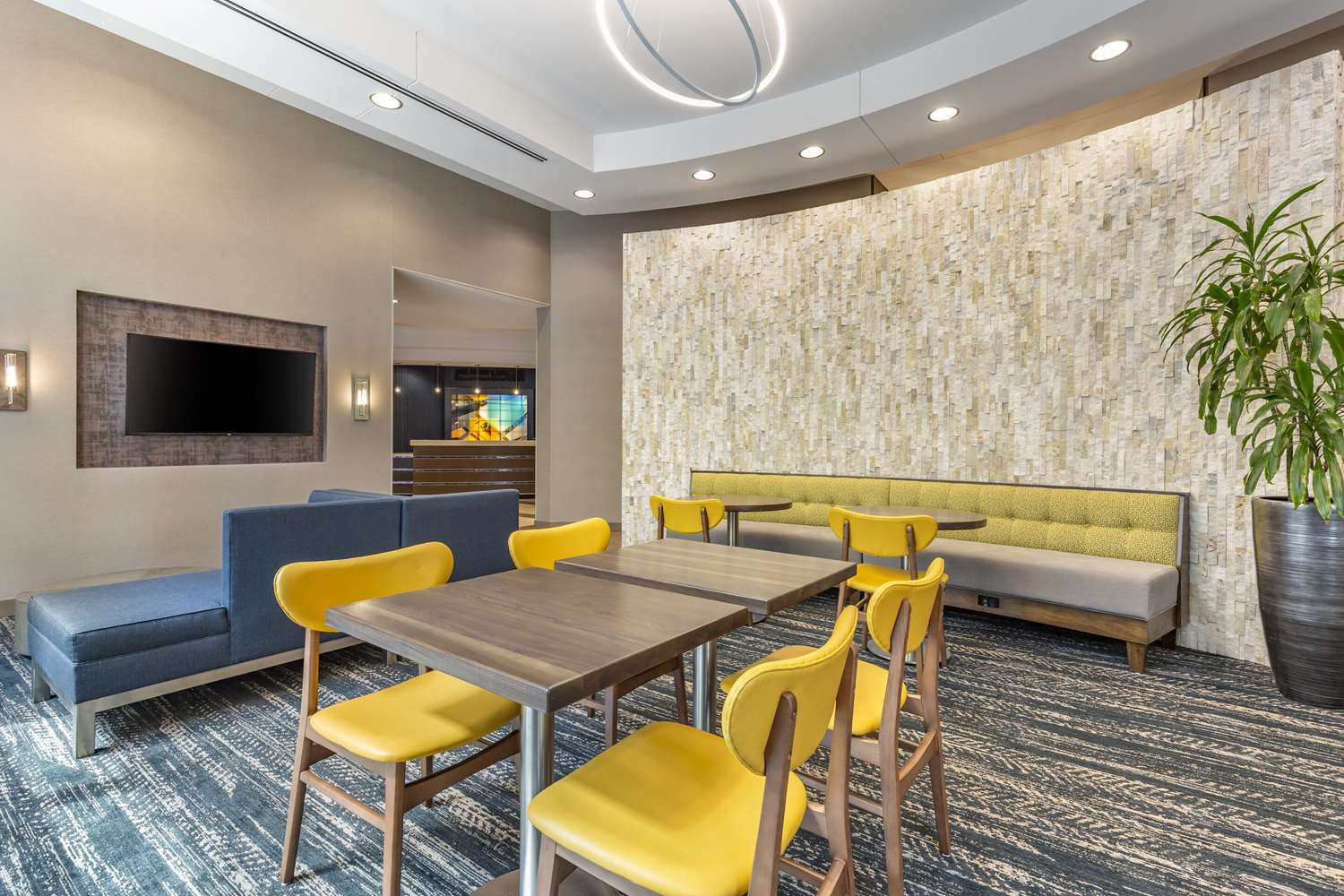 Cambria Hotel Rockville 21/27