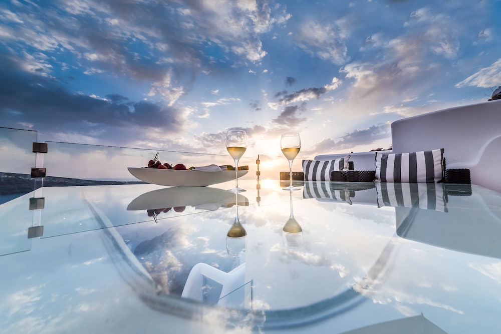 Hyperion Oia Suites 37/45