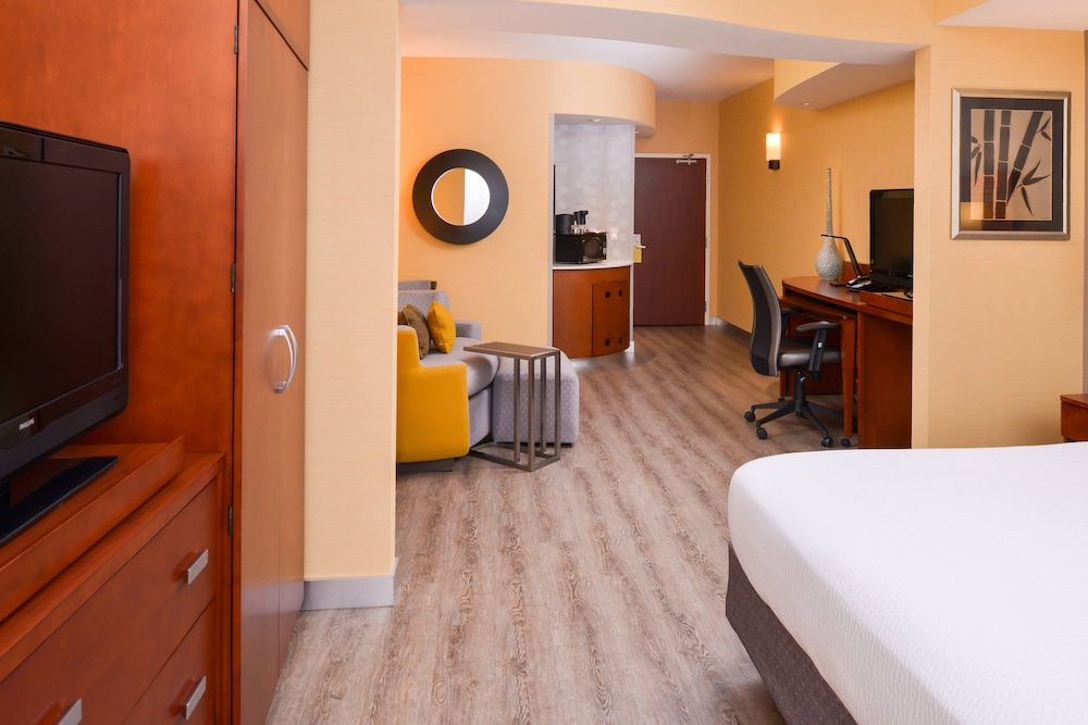 Courtyard Marriott Victorville 19/52