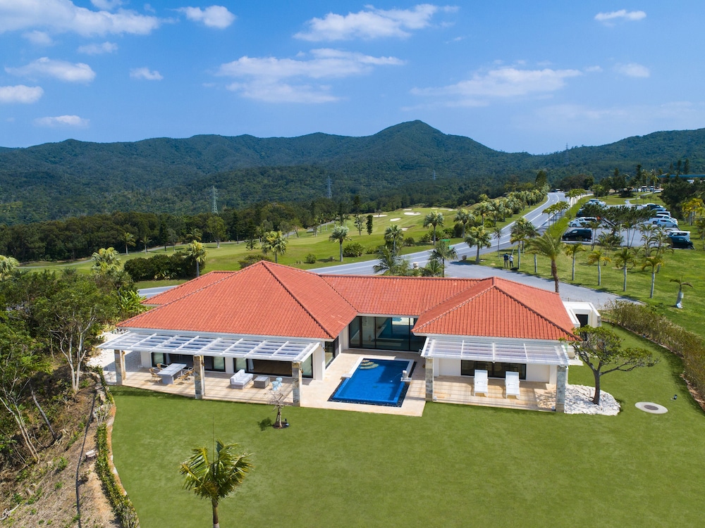 Kise Country Club 44/50