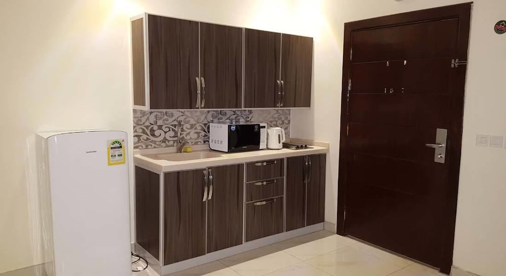 Julanar Alsharq Suites 7/44