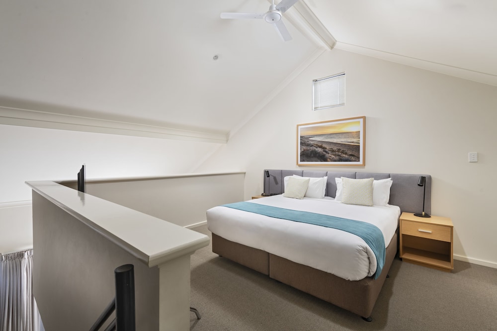Quest Bunbury Apartment Hotel 6/27