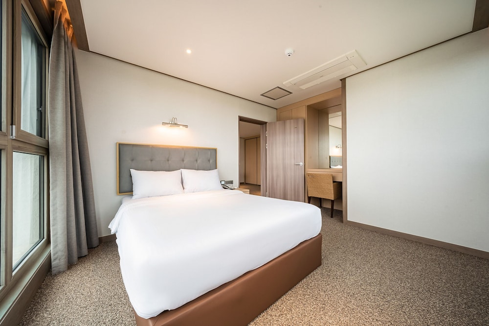 Sunrise Hotel Sungsan 38/62
