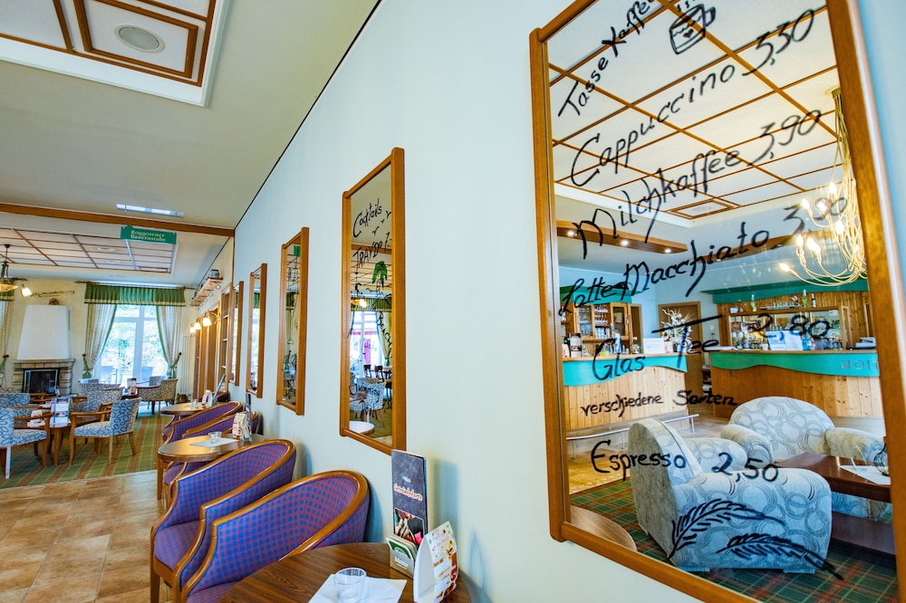 Waldhotel Roggosen 54/69