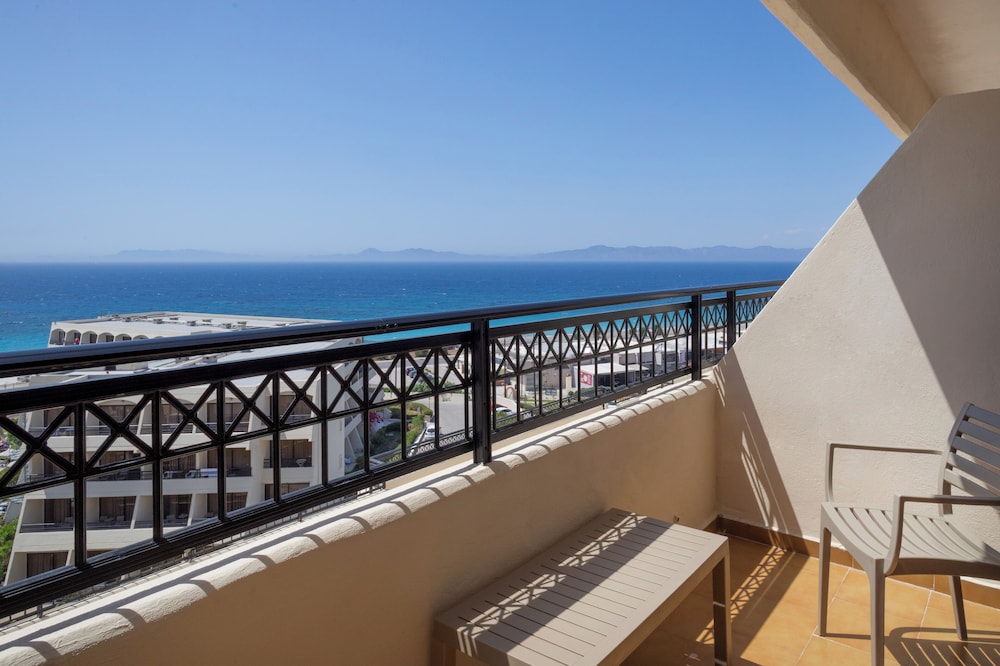 Sol By Melia Cosmopolitan Rhodes 10/74
