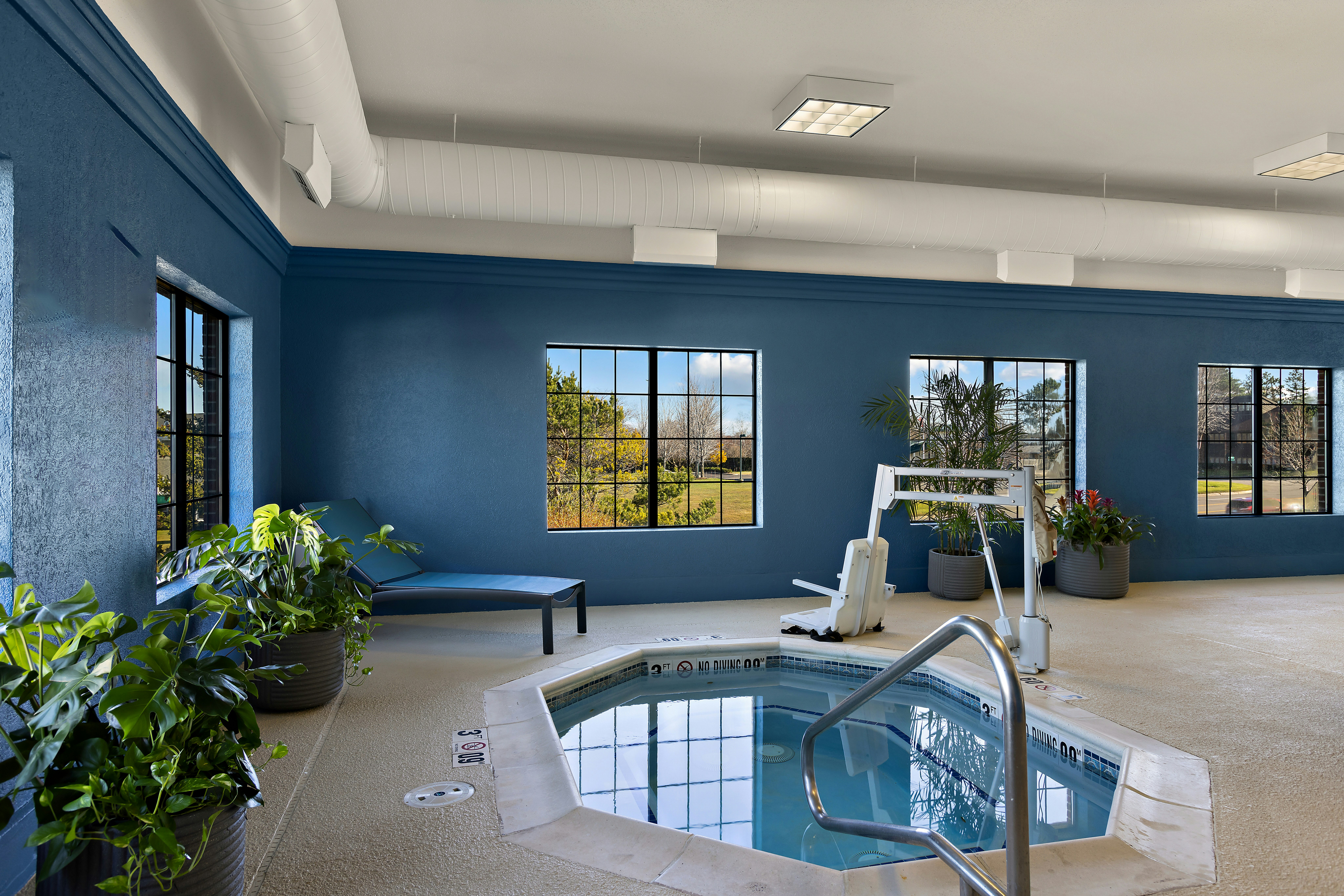Hampton Inn & Suites by Hilton Petoskey 38/75