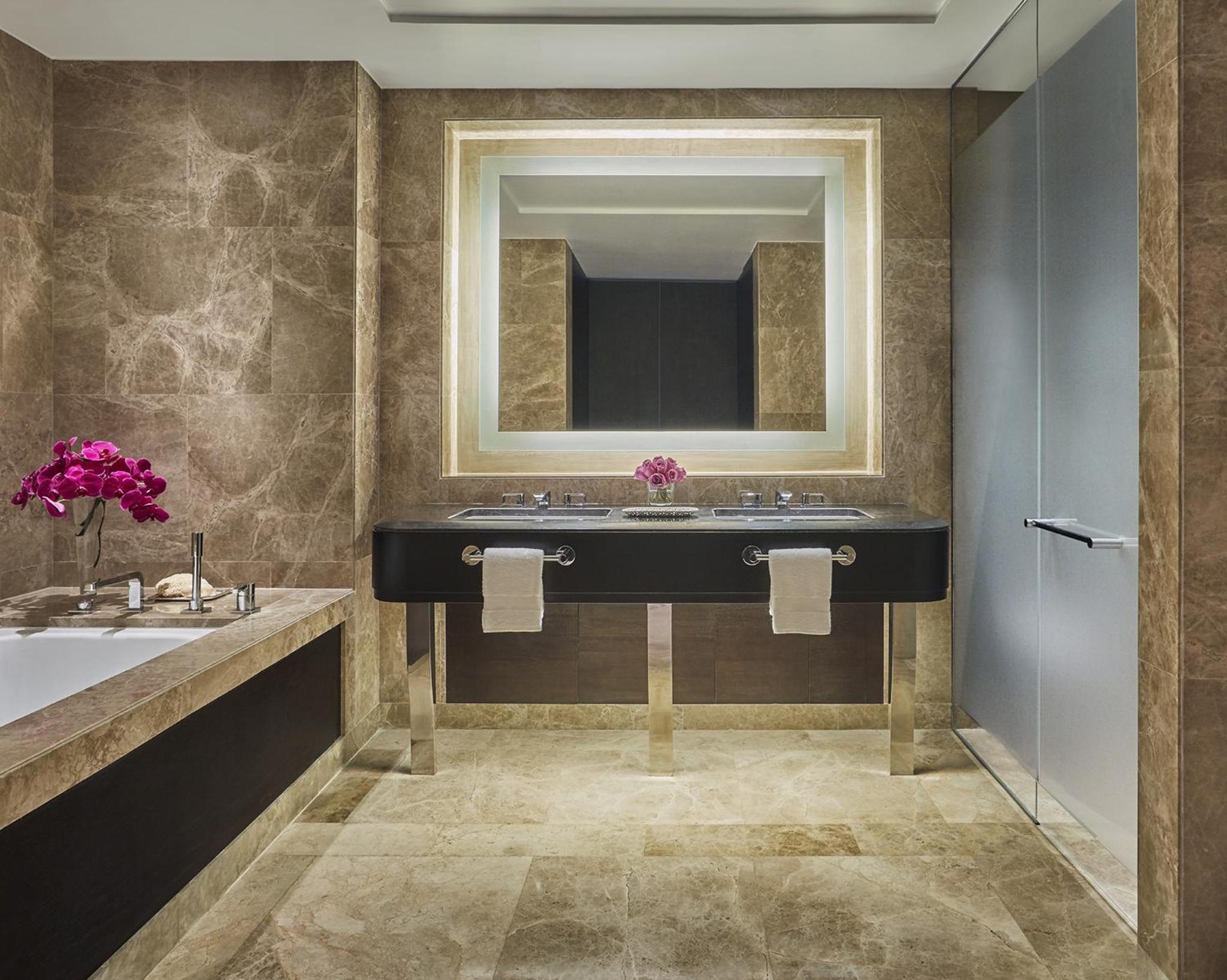 جناح ديلوكس بسرير كينج