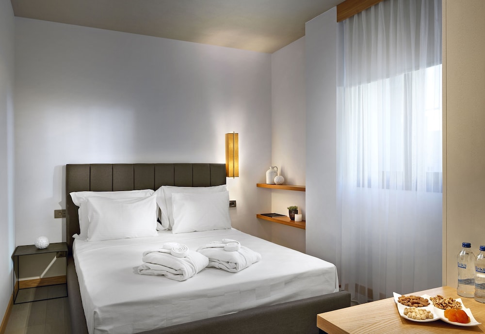 G Beyond Residences & Villas 10/50
