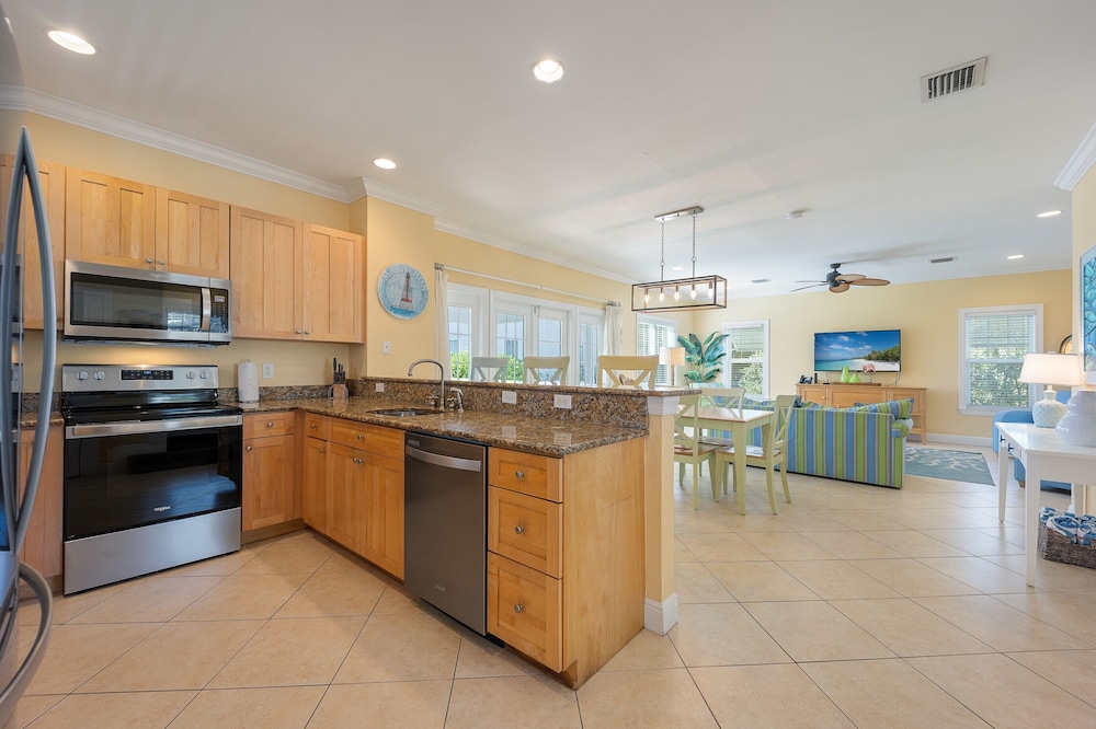 Coral Lagoon Resort Villas &amp; Marina by Keys Caribbean 8/50