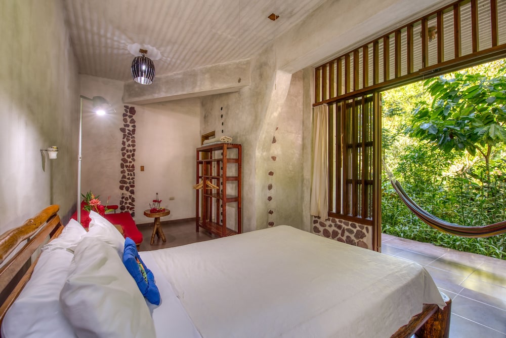Omega Tours Adventure Company And Eco Jungle Lodge 6/50