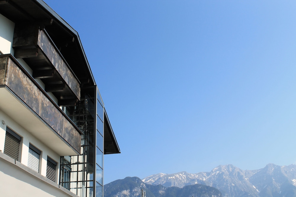 Alp Art Hotel 7/75