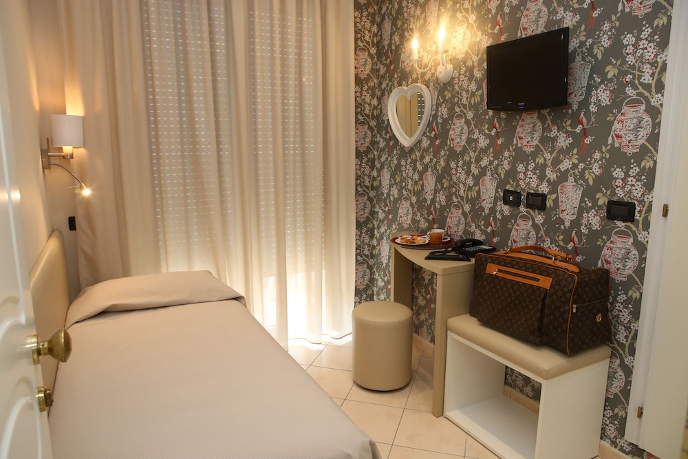 Hotel Piccinelli 47/63