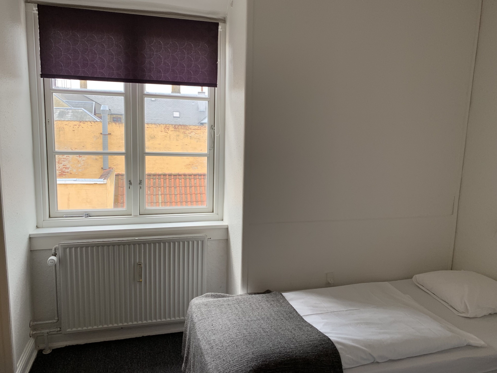 غرفة قياسية مفردة بسرير فردي بحمام خاص، Herman Bang Bed And Breakfast 3/10