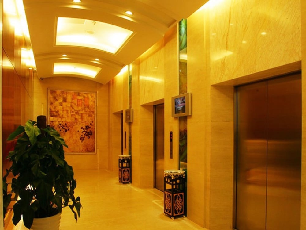 Beijing Guangming Hotel 20/39