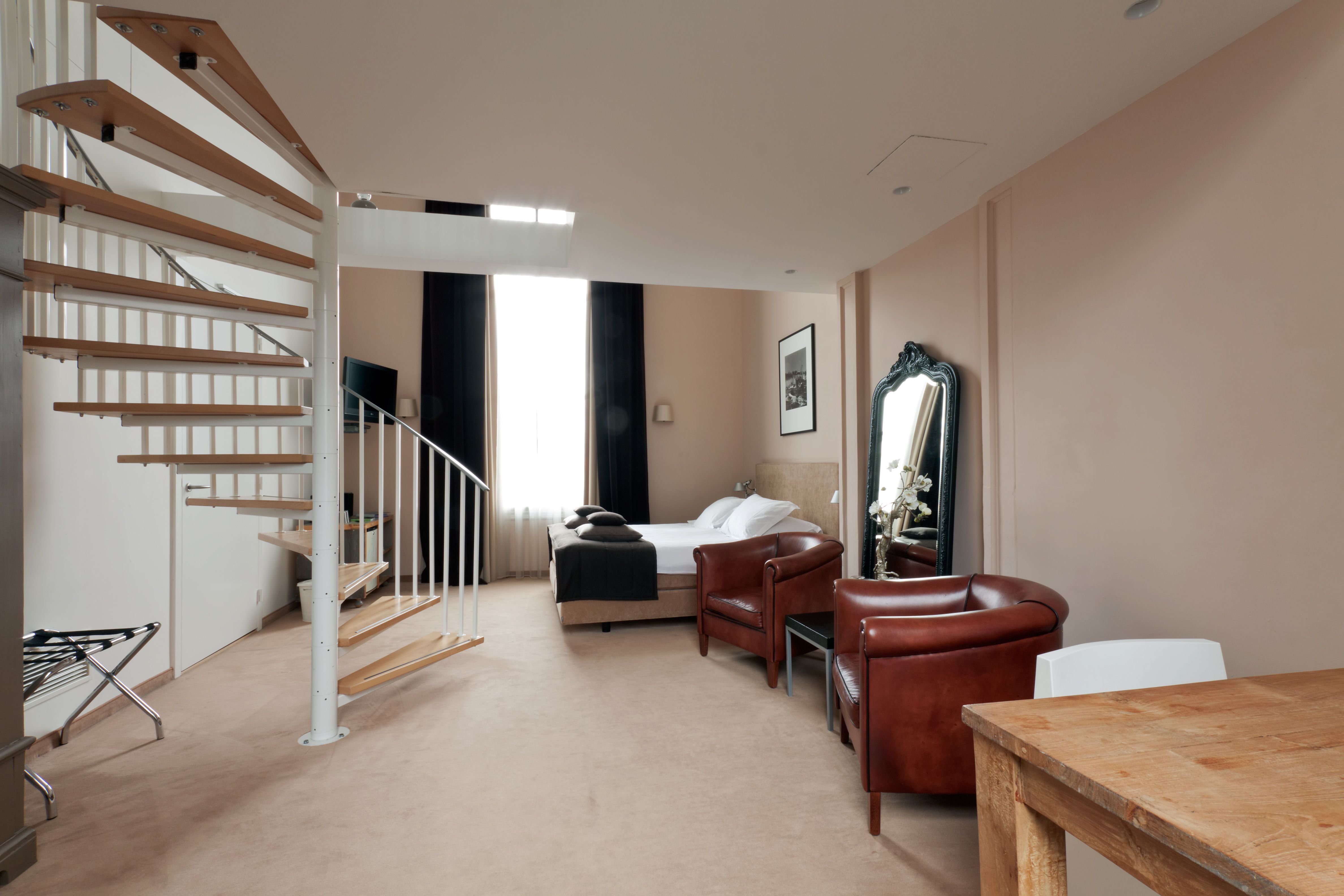 Junior Suite, Suite Hotel Pincoffs Rotterdam 2/2