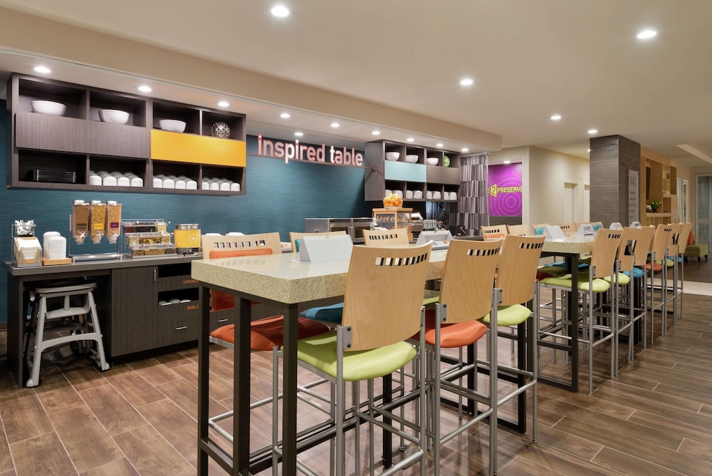 Home2 Suites by Hilton Orlando International Drive South 34/44
