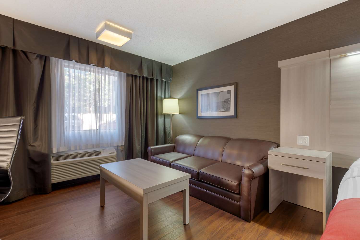 Village Park Inn Calgary 15/29
