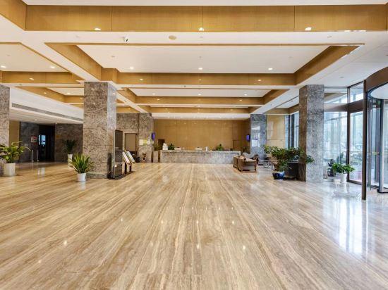 Wanrui Seasons Hotel 10/29