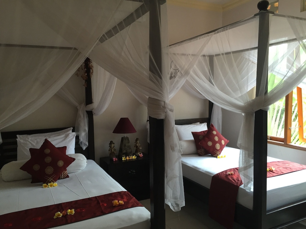 Sama's Cottages And Villas 11/50