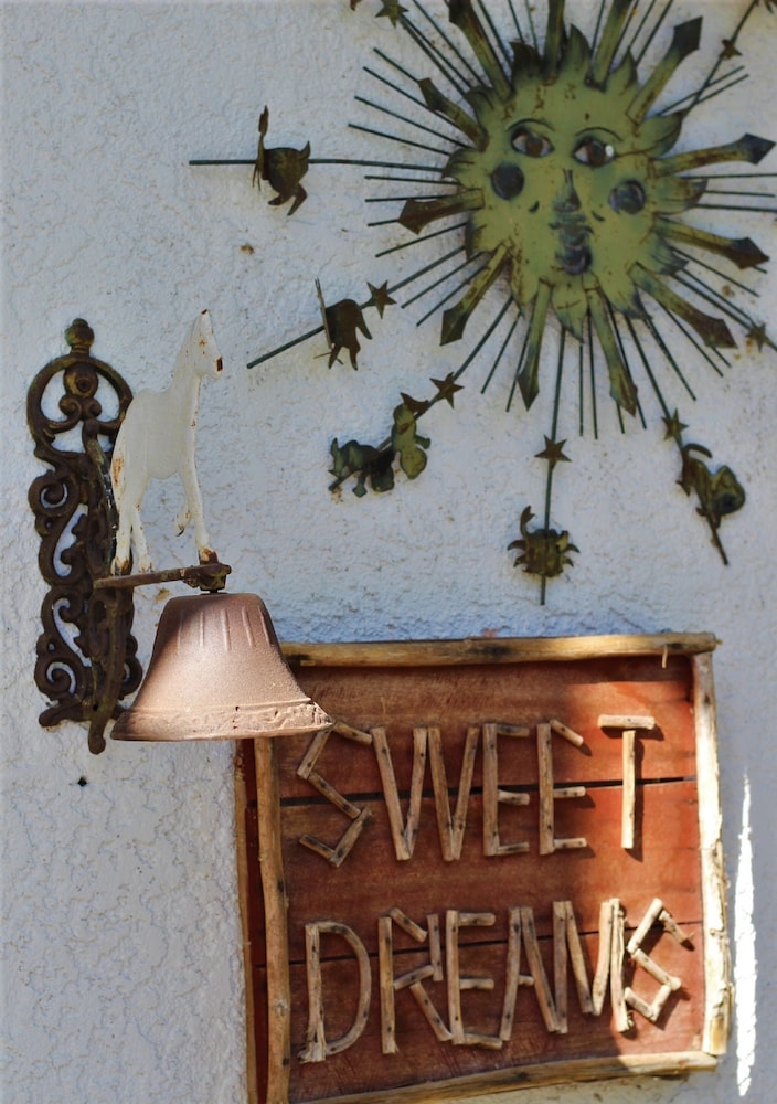 Sweet Dreams B Amp B 5/50
