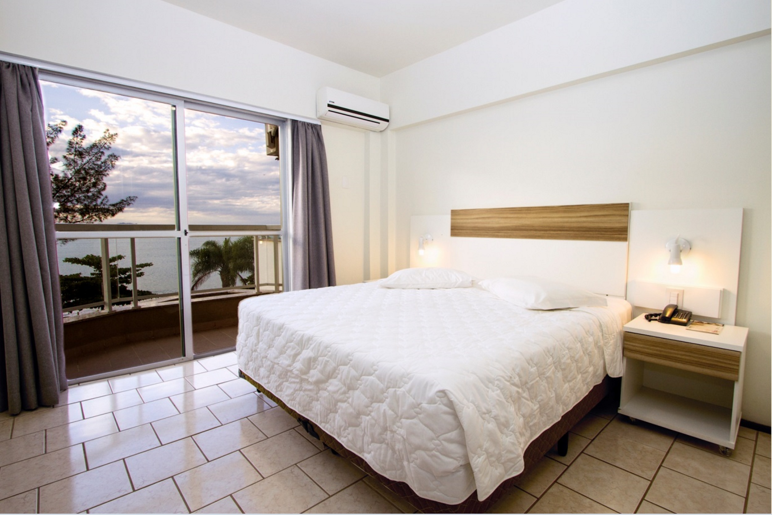 Superior, Double Bed, Pool View