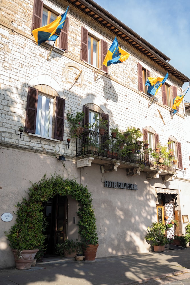 Hotel Belvedere 2/50