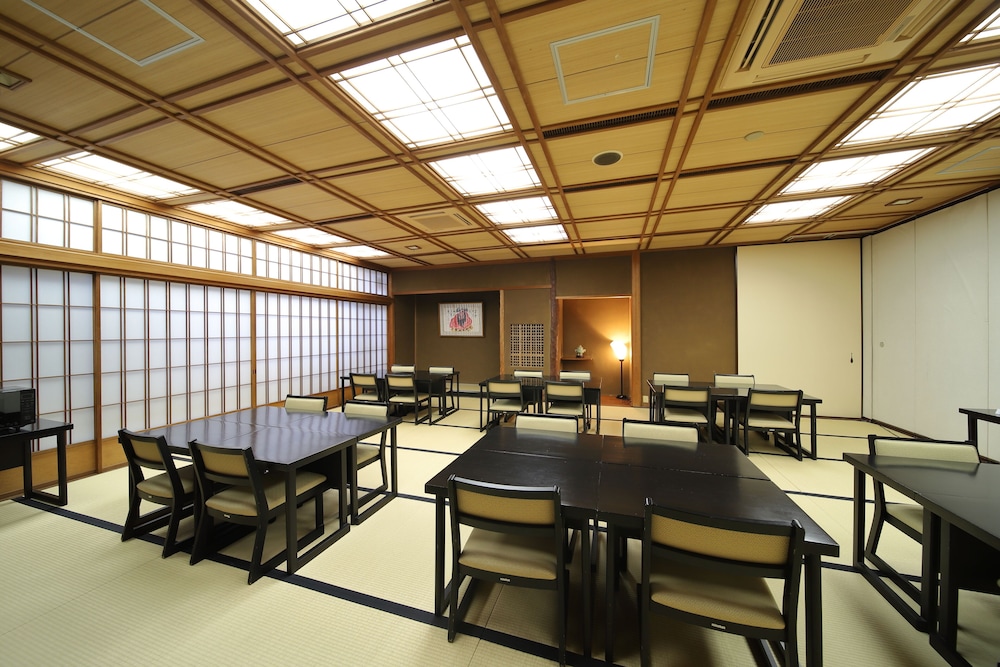 Sakanoue 34/48