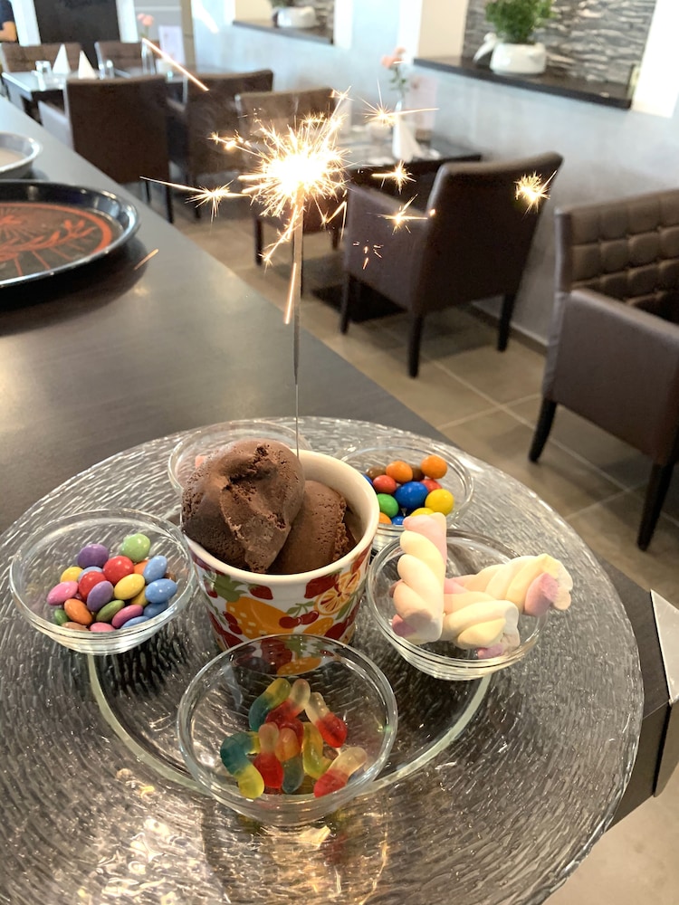 Boutique Hotel Goldene Henne 41/58