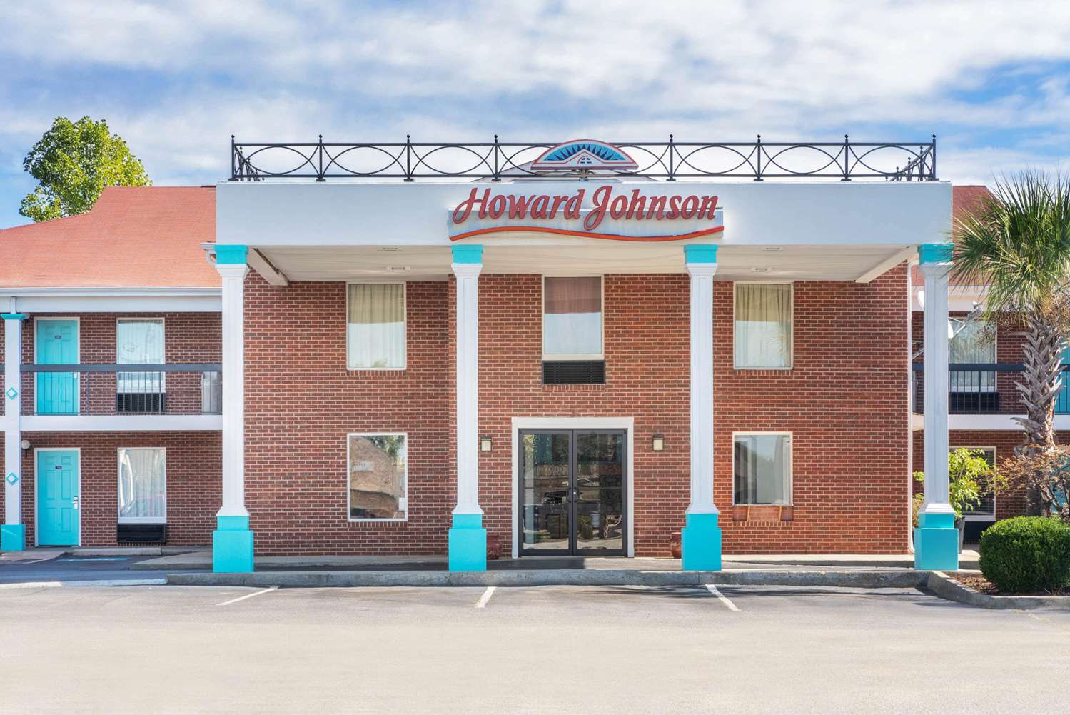 Howard Johnson By Wyndham Aiken 2/17