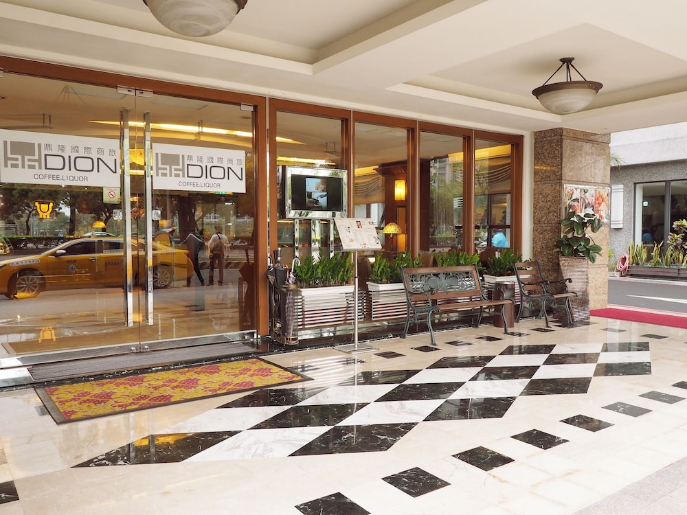 Hotel Dion 10/61