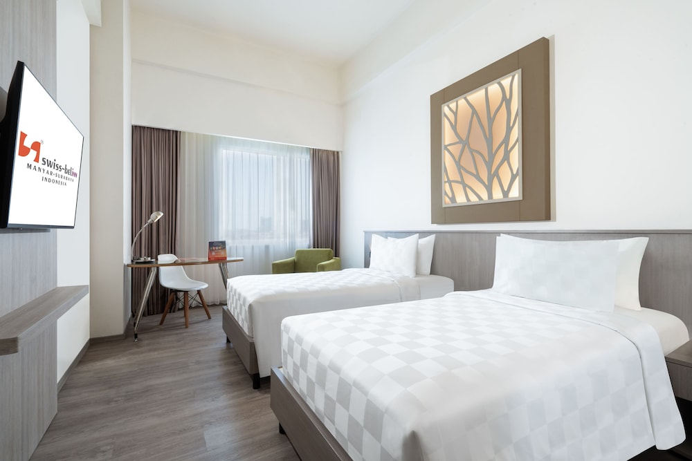 Swiss Belinn Manyar 32/75