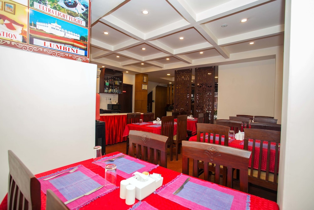 Hotel Jay Suites 65/75
