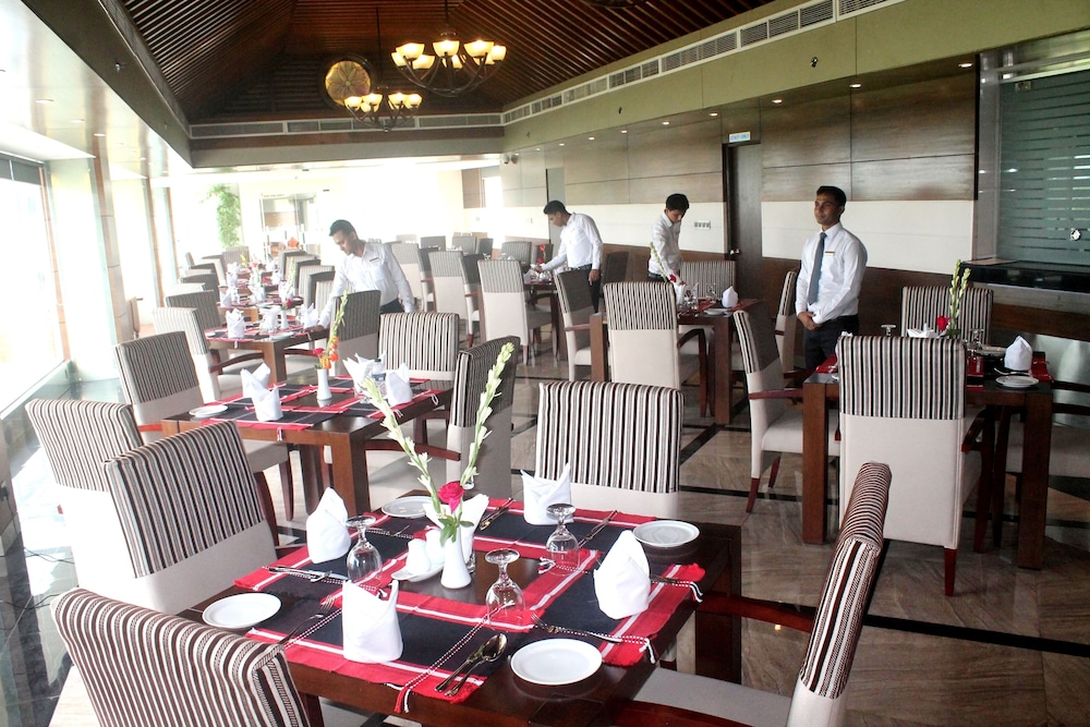 Hotel X Gazipur 35/46
