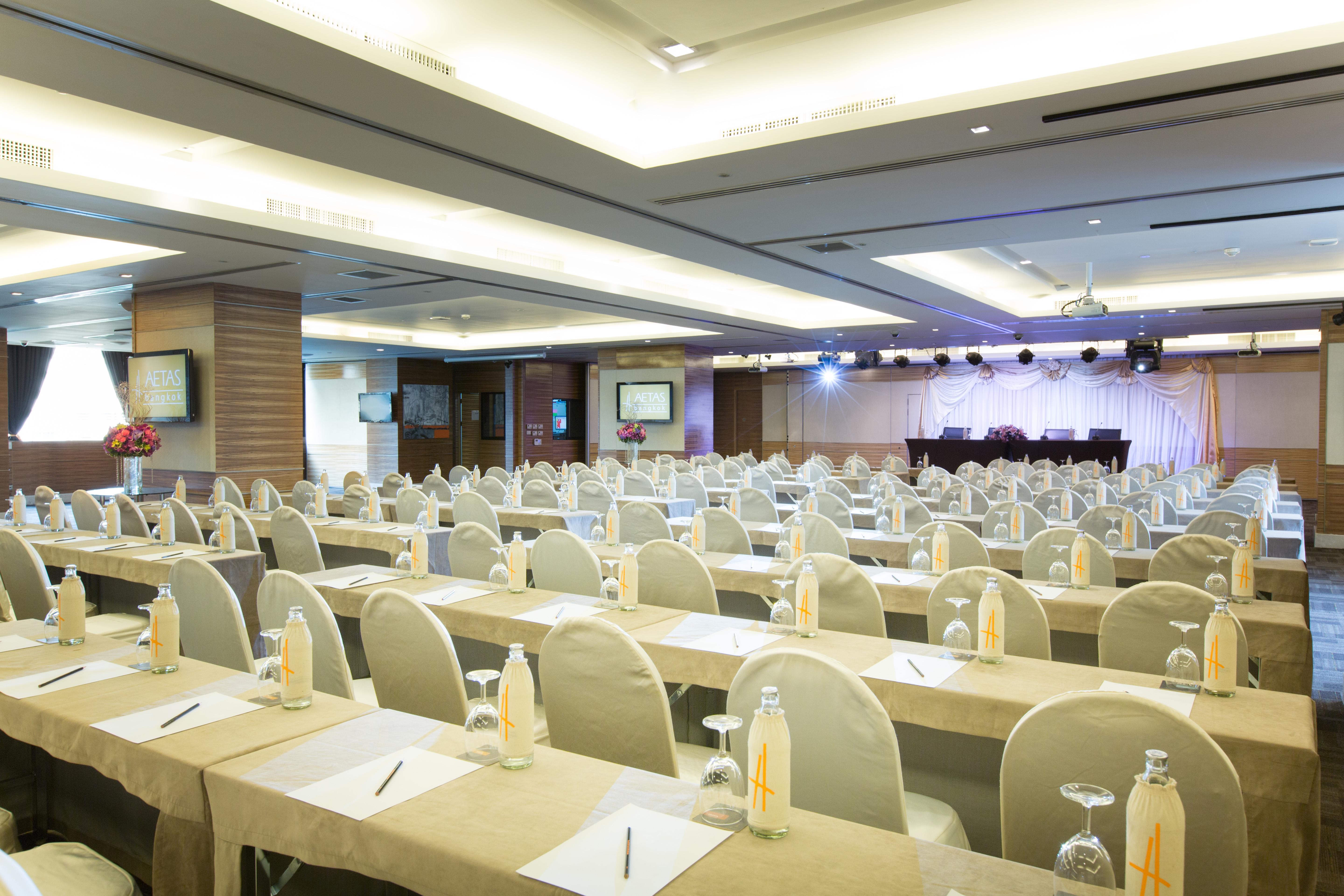Aetas Bangkok Hotel 30/36