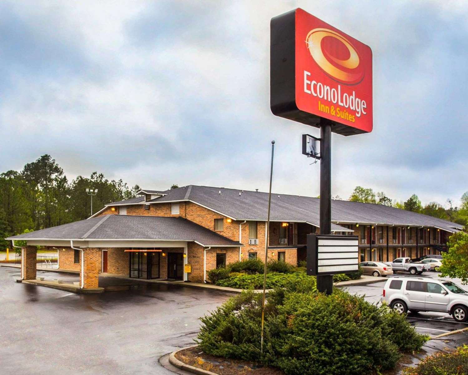 Econo Lodge Inn & Suites Lugoff - Sc 4/32