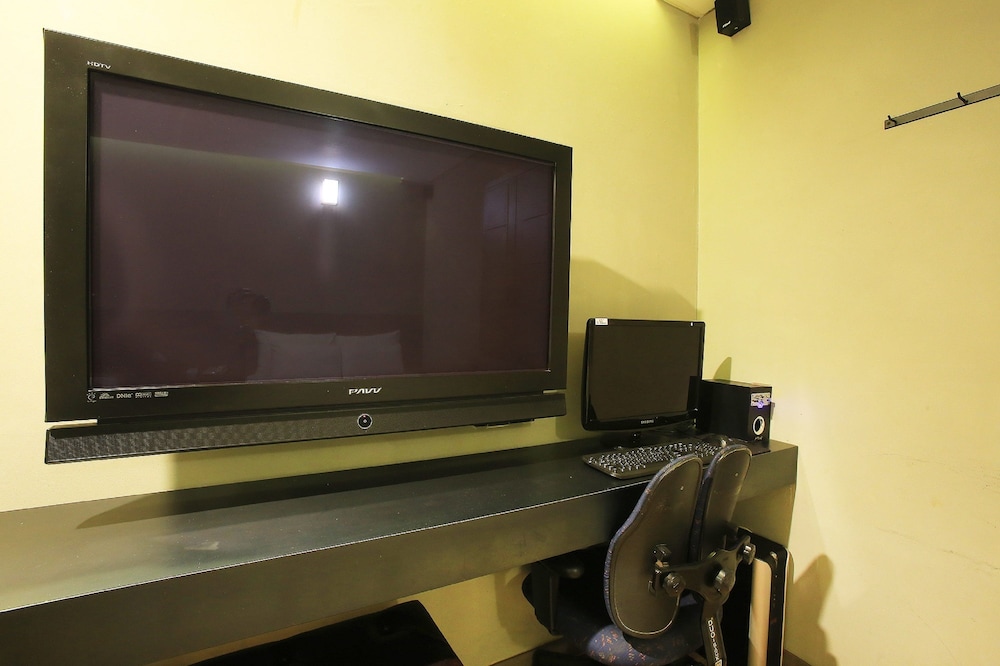 TARA HOTEL 32/40
