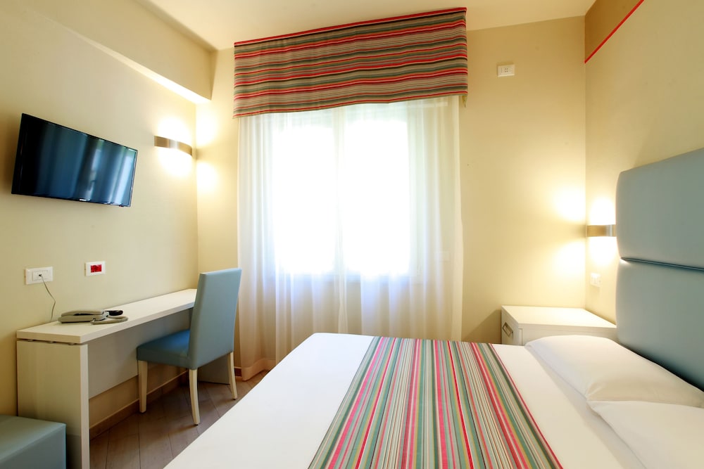 Hotel Souvenir 16/50
