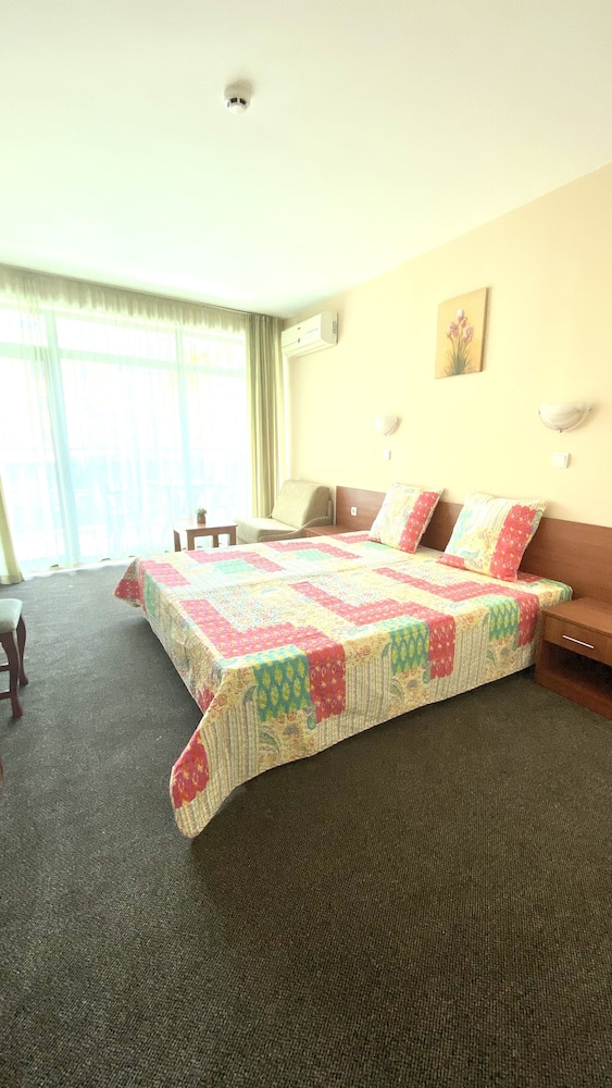Hotel L&B Sunny Beach 31/50