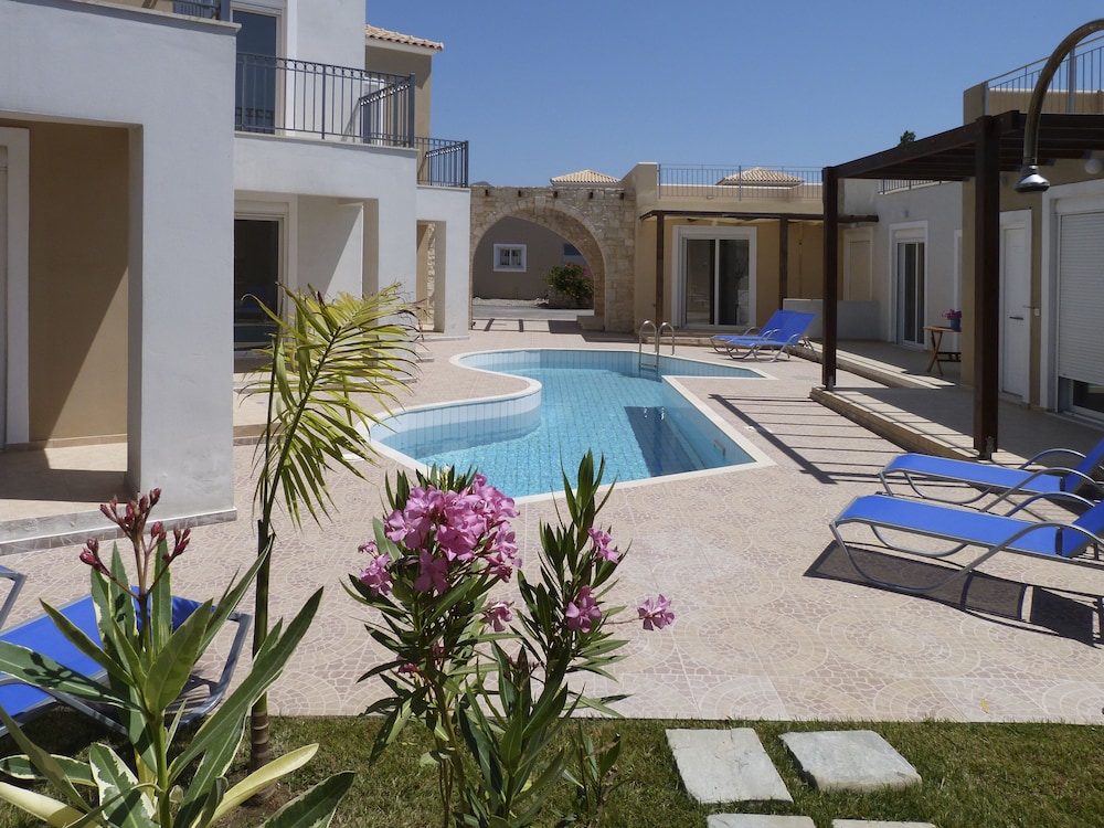 Azure Beach Seafront Villas 46/56