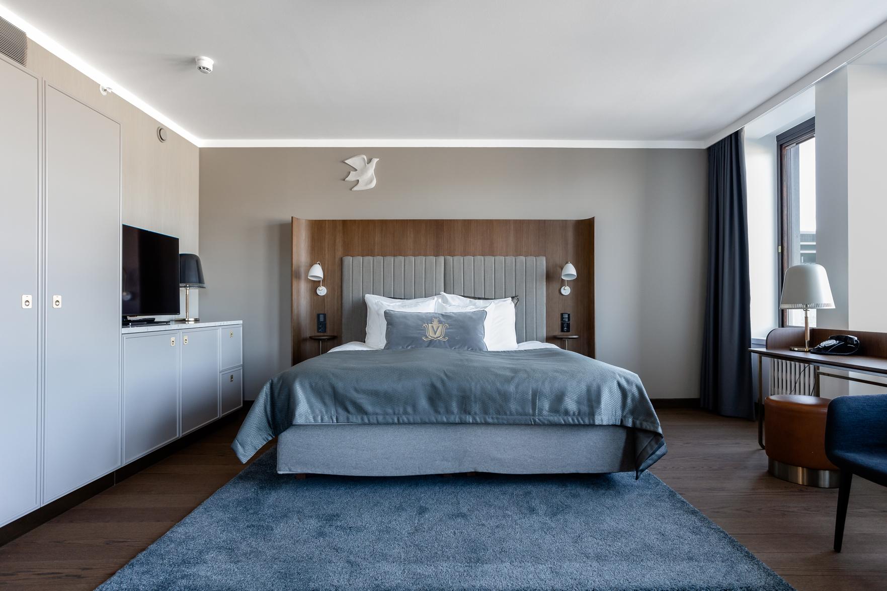 Business, Romance, Suite, King Bed