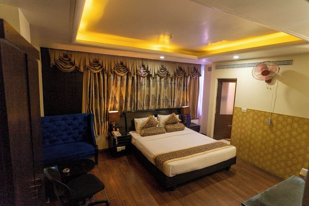 THE NAGPUR ASHOK 23/50